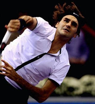 Roger Federer je gladko opravil z novim argentinskim teniškim kraljem
