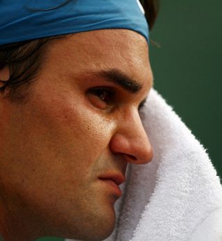 Rivali bolj verjamejo v Federerja kot on sam vase!