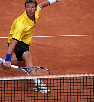 Almagro dobil španski polfinale v Gstaadu; V finalu z Gasquetom