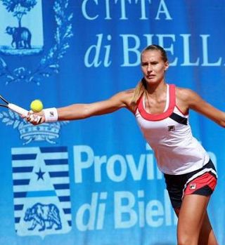 Petra Martič preprečila finale Poloni Hercog; Poraz Jakupovičeve v finalu Bangalora!