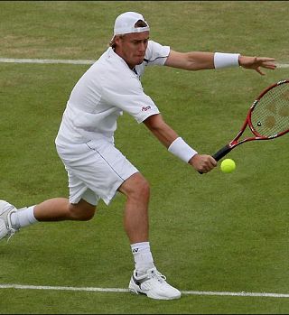 Hewitt spušča Queens po 12 letih; Tsonga bo zaradi poškodbe morda izpustil travnato sezono