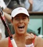 Ana Ivanović je nova številka 1 ženskega tenisa in bo finale RG igrala z Dinaro safino
