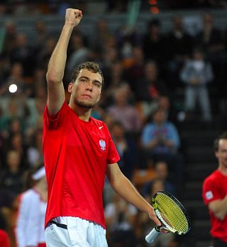 Davisov pokal: Janowicz  pokopal upanje na 5. tekmo; Slovenci iz Wroclawa praznih rok