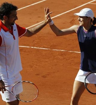 ODLIČNO: Srebotnikova in Zimonjić zmagovalca Roland Garrosa v mešanih dvojicah!