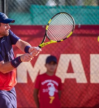 Pospisil v Charlottesvillu ugnal Kavčiča po dveh izenačenih nizih