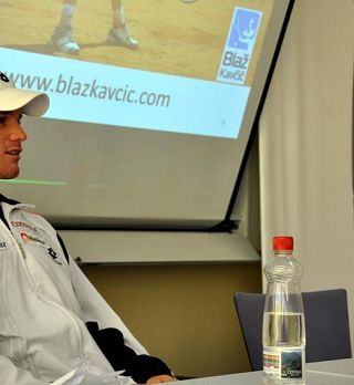 Blaž Kavčič je prvi Slovenec, ki je neposredno uvrščen na Roland Garros! V 1. krogu s Schwankom!