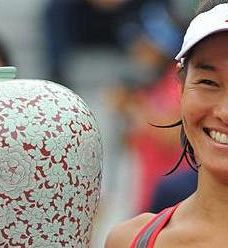 NIKOLI NI PREPOZNO: 39-letna Japonka osvojila turnir serije WTA v Seulu!