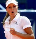 Marija Kirilenko zmagovalka Estorila, Srebotnikova v ženskih dvojicah turnirja v Charlestonu