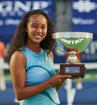 18-letna Kanadčanka Leylah Fernandez slavi prvi uspeh na WTA Touru