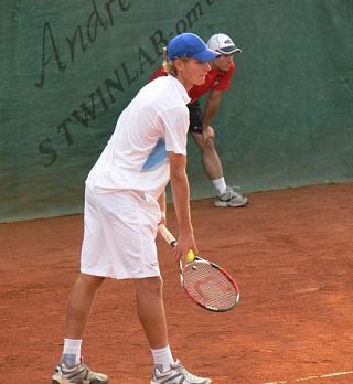 Rola v četrtfinalu Futuresa v Kamniku; Rampre v četrtfinalu Carsona, Diana Nakič pa celo v polfinalu Velenja