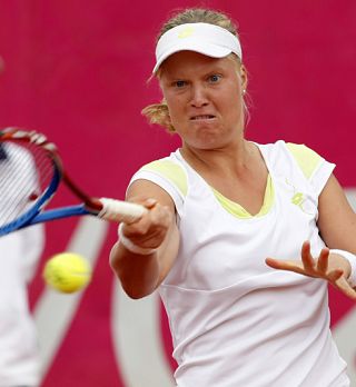 VIDEO: Kaja Kanepi je bila v finalu pretrd oreh za Zec-Peškiričevo!