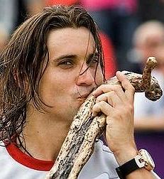 Hertogenbosch: Ferrer in Tanasugarn sta osvojila svoja prva turnirja na travnati podlagi