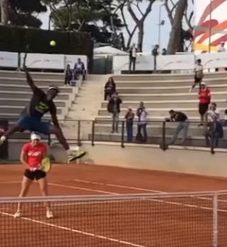 Ptica, letalo, Super... ne, Gael Monfils!