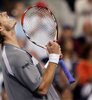 Murray kot orkan Hanna odnesel Nadala
