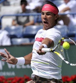Veliki Rafael Nadal ponovno v težavah, tokrat ga pesti zobobol!