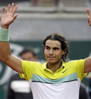 Nadal v svojem stilu preko Seppija, Federer pa preko Karlovića