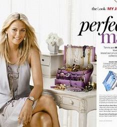 Slike! Marija Sharapova predstavila svojo torbico z nakitom!