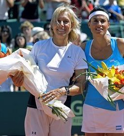 Slike!Teniški legendi Martina Navratilova in Gabriela Sabatini sta v Buenos Airesu odigrali humanitarni dvoboj!