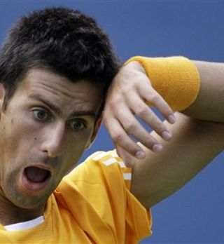 Nole: ''Če bo treba se bom tudi poročil, samo da premagam Federerja''!