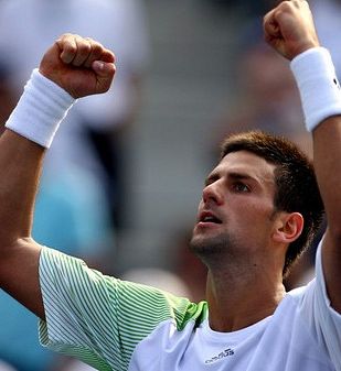 Velike težave Federerja in Djokovića