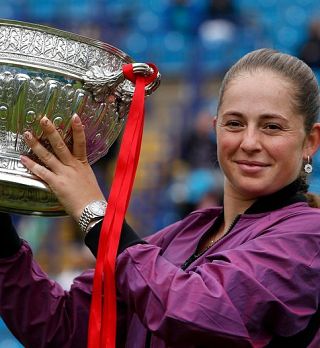 Baltski finale v Easbournu dobila Jelena Ostapenko