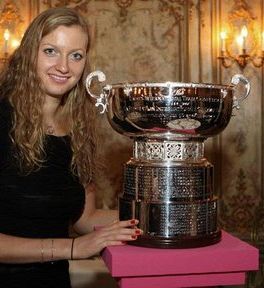 FOTO! Petra Kvitova izčrpana pri poziranju!