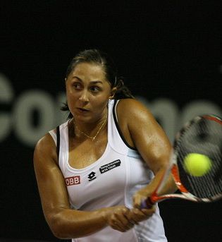 Tudi Hantuchova in Paszkova v polfinalu Balija