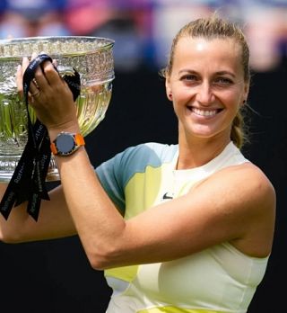 Kvitova zlahka nadigrala Latvijko in slavila v Eastbournu