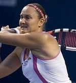 Nadja Petrova le premočna za Srebotnikovo!