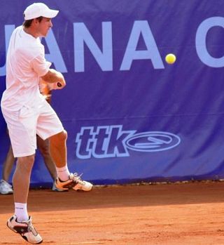 Grega Žemlja preko M.Russella v četrtfinale Knoxvilla; Blaž Kavčič poražen v Aachnu!