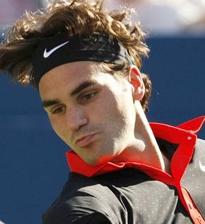 Roger Federer kaznovan za neprimerno obnašanje!