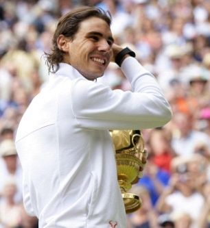 VIDEO! Rafael Nadal bolj popularen kot španski nogometni reprezentanti!