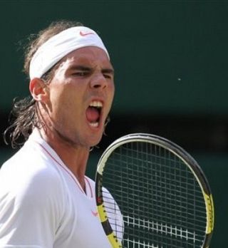 Tokrat je Britance v črnino odel Rafael Nadal!