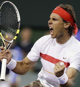 Nadal na dobri poti do ubranitve naslova