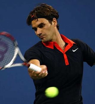 Roger Federer prišel v 22. zaporedni polfinale na grand salm turnirjih, kjer ga čaka izredni Novak Djokovič!