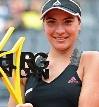 Romunka Ruse v Hamburgu iz kvalifikacij do premierne zmage na WTA turnirjih