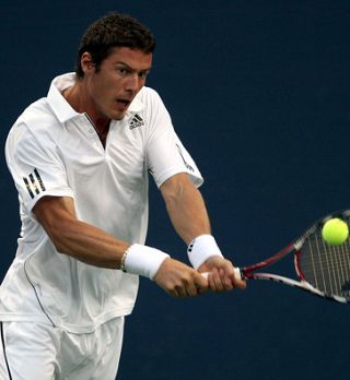 Safin izločil zmagovalca Indianapolisa Gineprija!