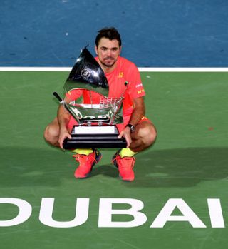 Wawrinka dobil še deveti zaporedni finale