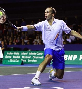 Radek Stepanek izločil utrujenega Murraya; Nadal spet skozi šivankino uho!