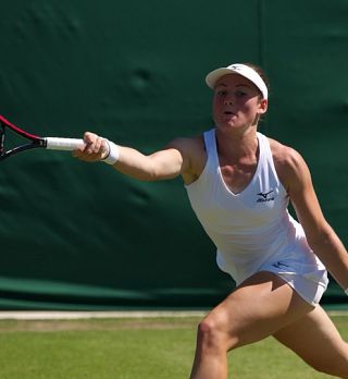 Zidanškova po treh nizih strla nekdanjo finalistko Wimbledona