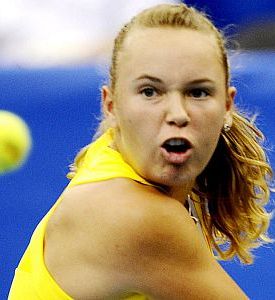 Caroline Wozniacki je povozila Jeleno Dokič in ji vrnila za poraz v Melbournu!