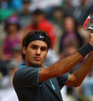 VIDEO! Roger Federer pokazal, da je tudi virtuoz na 