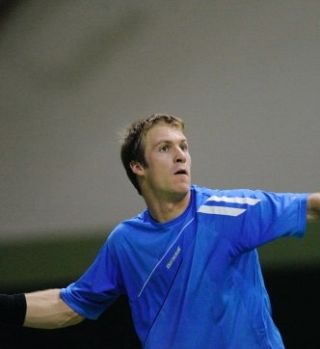 IZJEMNO: Tudi Grega Žemlja z eno nogo že v glavnem delu Wimbledona!