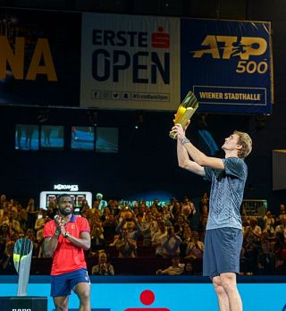 Zverev premagal Tiafoe-ja za zmago na Dunaju