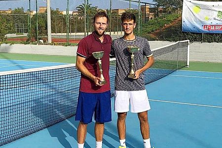 Tom Kočevar Dešman se ni opekel in osvojil Heraklion, Nik Razboršek in Nastja Kolar obstala v polfinalu!