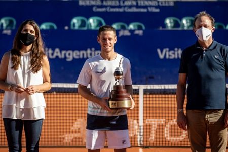 Diego Schwartzman po vrsto letih razveselil domače gledalce v Buenos Airesu