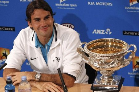 FOTO: Federer, ki je tudi izjemno priljubljena pustna maska meni, da imata z Nadalom drugačne cilje!