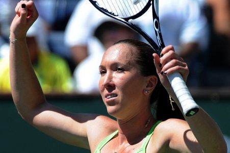 Zvonarjovo bo nasledila Jelena Janković ali Caroline Wozniacki