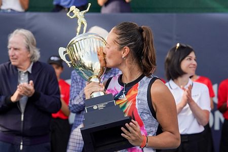 Darja Kasatkina premagala soimenjakinjo v finalu Granbya