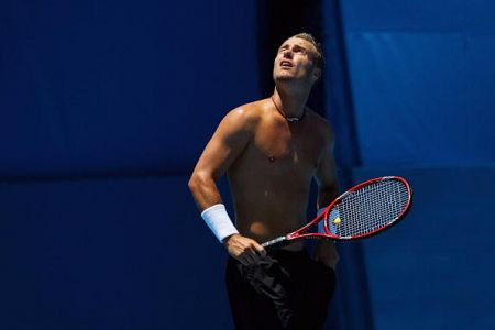 FOTO! Andy Murray, Novak Djokovič, Serena Williams, Dinara Safina se znojijo v avstralski vročini!